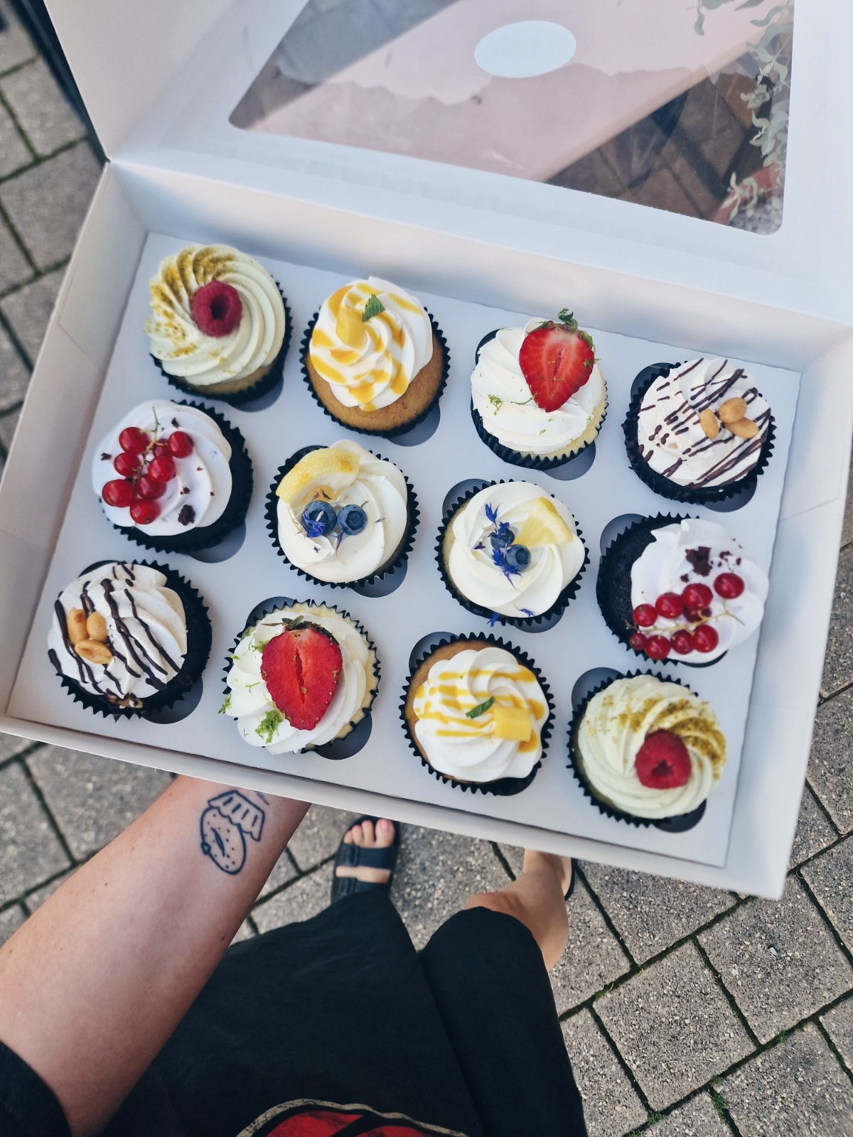 12er Cupcake Box gemischt Cupcakes&Bagels Stuttgart