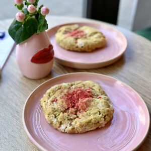 Vegan Matcha Erdbeere Cookie