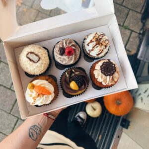 6er Cupcake Box gemischt VEGAN