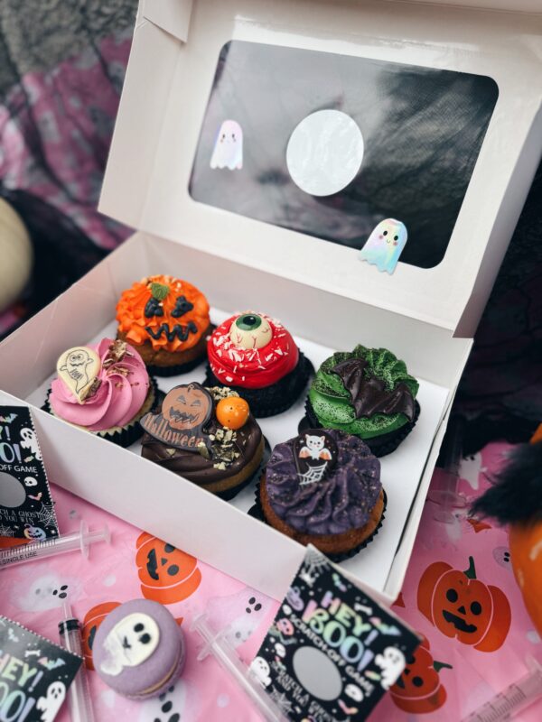 12er Box Cupcakes Gemischt Halloween
